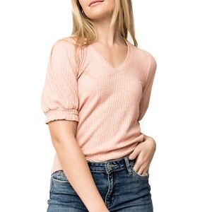 Gibson Look Rose Short Sleeve Rib V-Neck Top